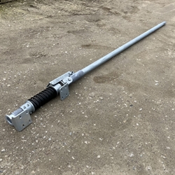 Schwenkarm mit Feder zur Wandmontage, Länge: 335 - 565 cm, langes Modell